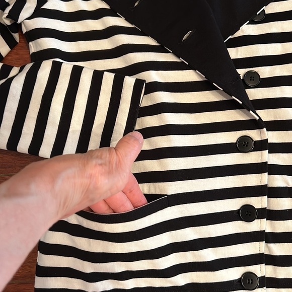 Agnès B. Paris Black & White Striped High Neck Cotton Jacket - Picture 11 of 12